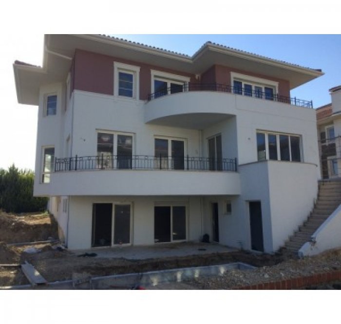 Silivri Villa Tadilatı Havuz Yapımı